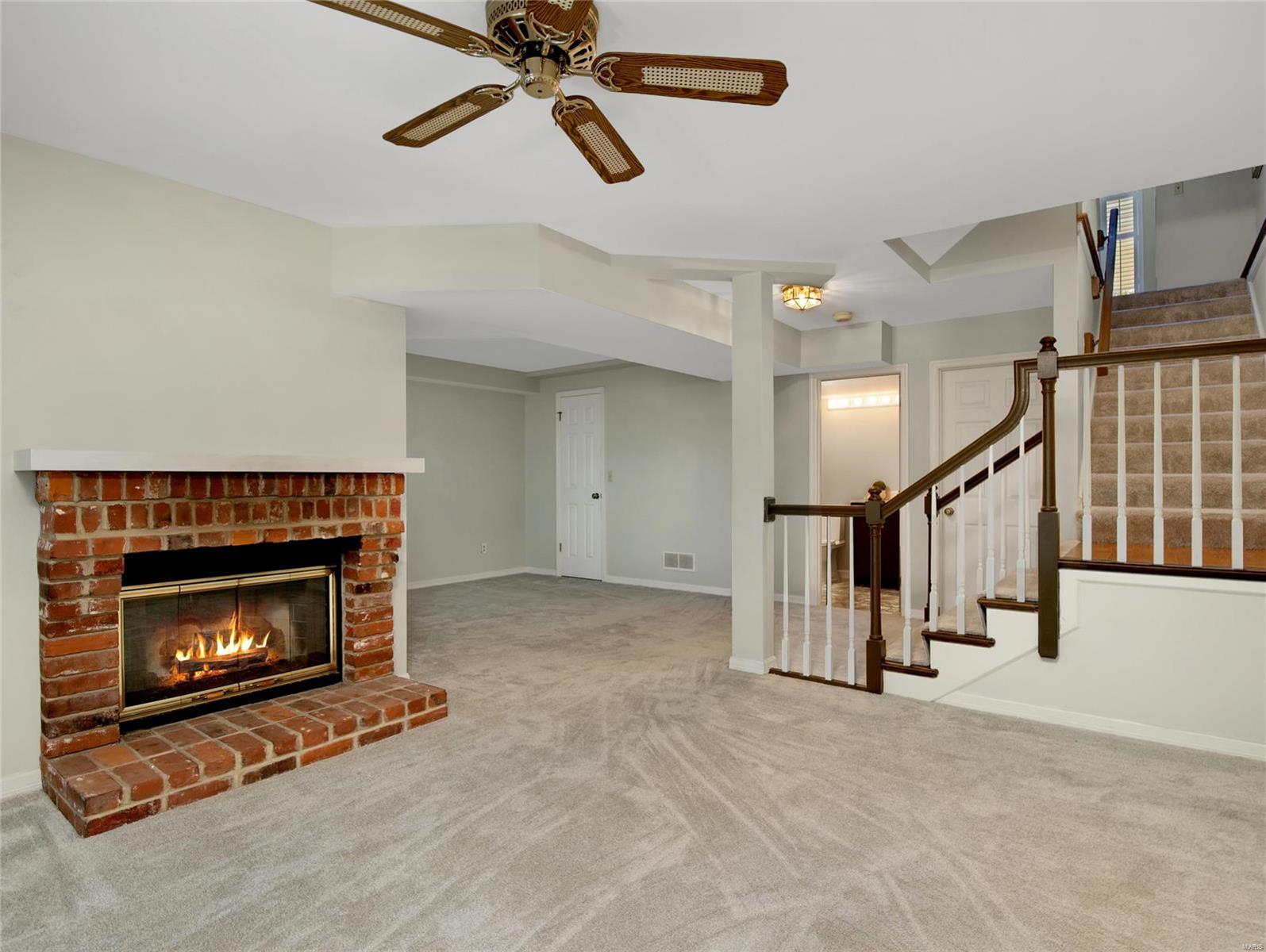 55 Ridgeview Cir Court Ballwin, MO 63021 - Photo 24 of 30 Gallery Image 24