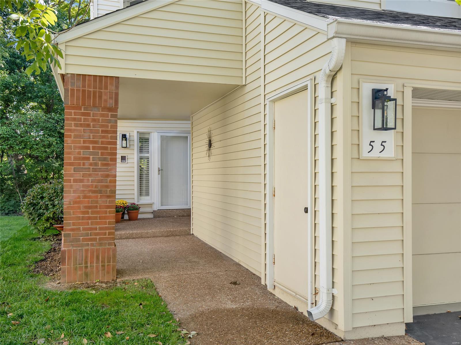 55 Ridgeview Cir Court Ballwin, MO 63021 - Photo 29 of 30 Gallery Image 29