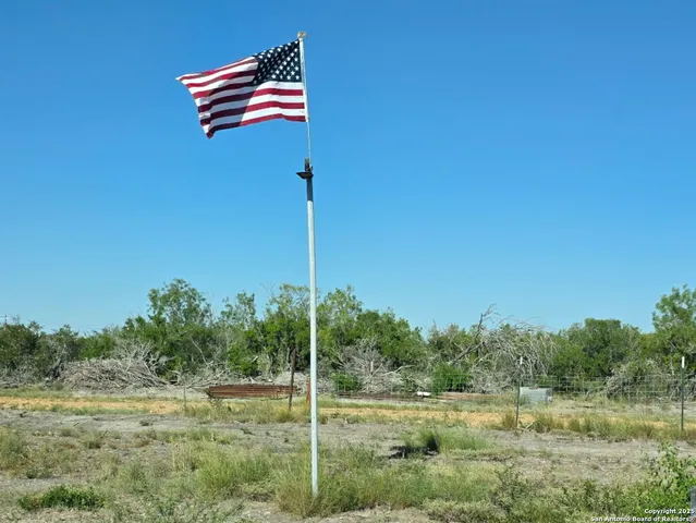 a house view with a outdoor space