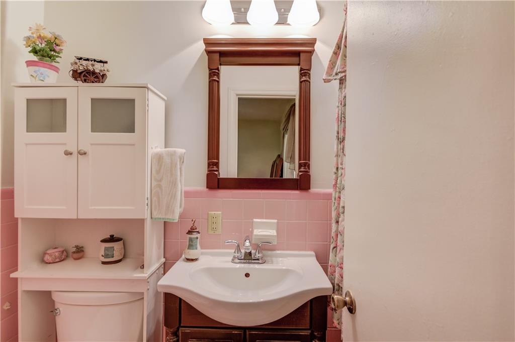 114 Pine Circle Monroe, GA 30655 - Photo 16 of 30