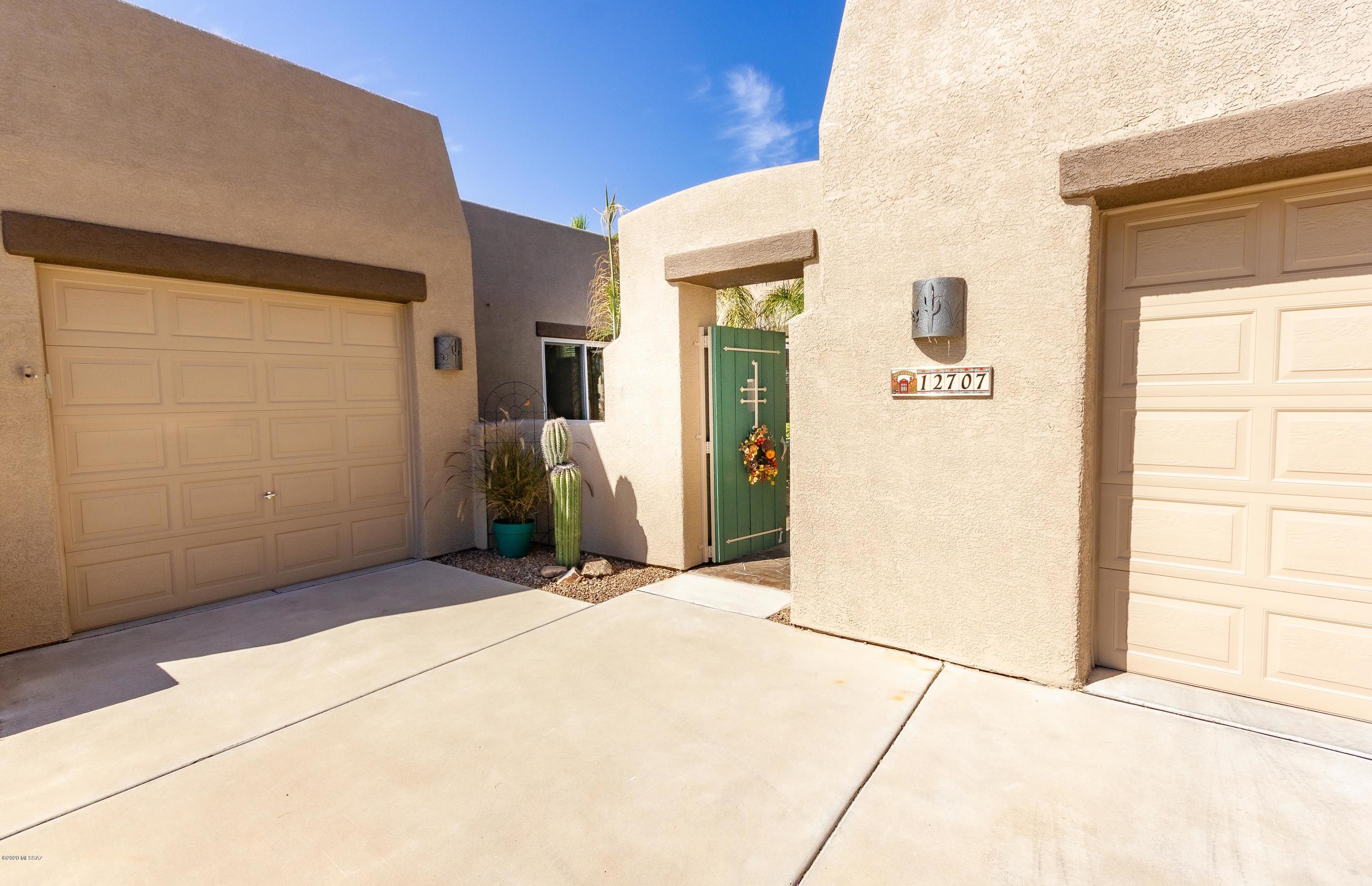 12707 North Piping Rock Road Oro Valley, AZ 85755 - Photo 7 of 50