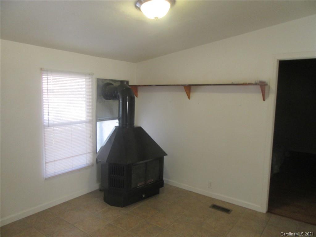 1287 Henderson Mill Road Morganton, NC 28655 - Photo 5 of 20 Gallery Image 5
