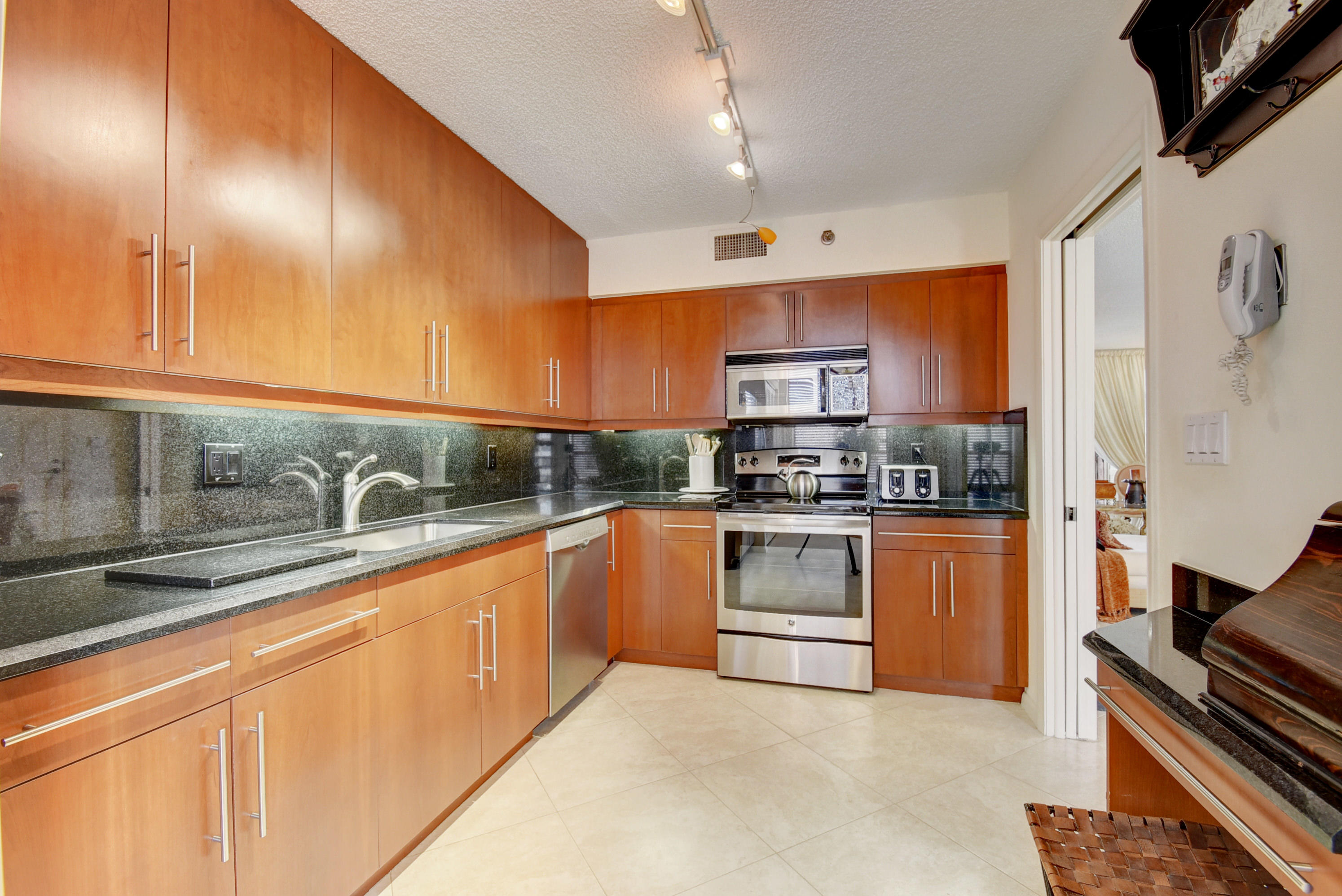 7202 Promenade Drive, Unit 701 Boca Raton, FL 33433 - Photo 16 of 53 Virtuals1 (16)