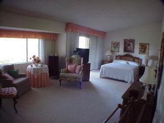 4427 Hillview Way Rohnert Park, CA 94928 - Photo 6 of 10 Gallery Image 6