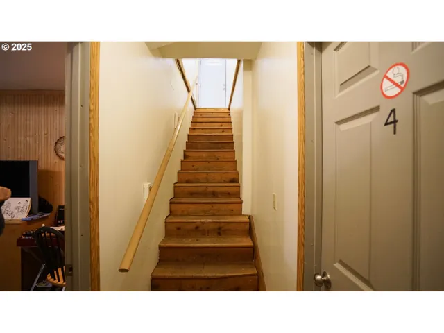 $349,000 | 145 Franklin Street, Dayville, OR 97825