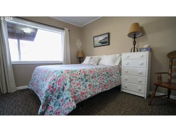 $329,000 | 145 Franklin Street, Dayville, OR 97825