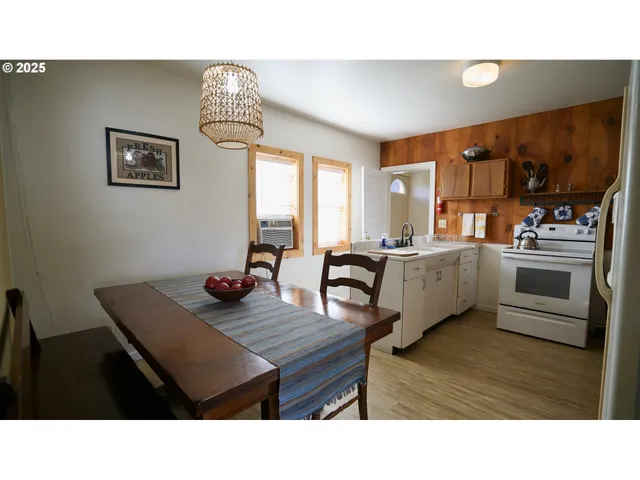 $349,000 | 145 Franklin Street, Dayville, OR 97825