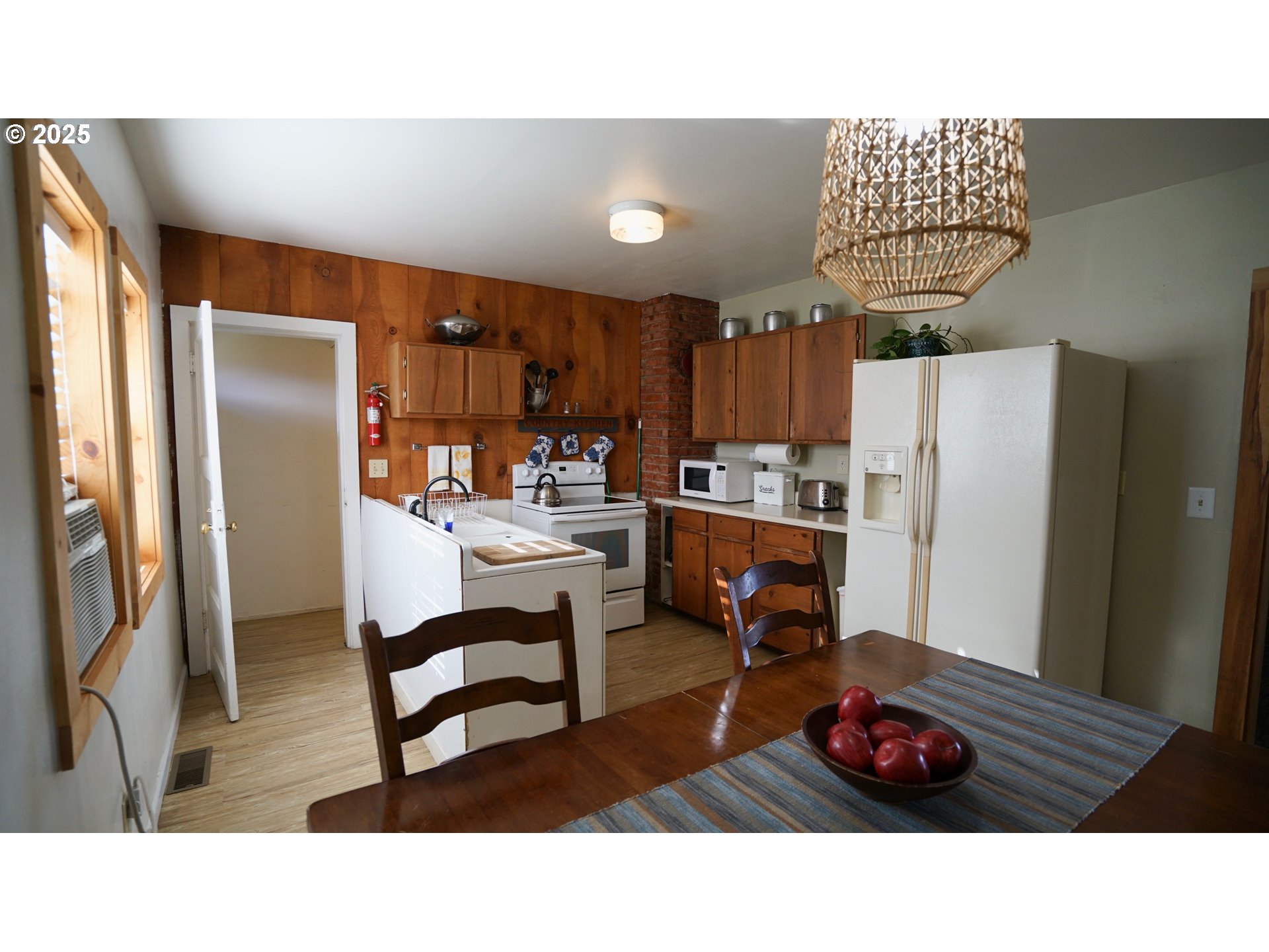 145 Franklin Street Dayville, OR 97825 - Photo 20 of 39