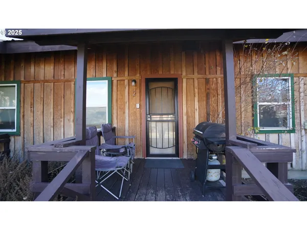 $329,000 | 145 Franklin Street, Dayville, OR 97825