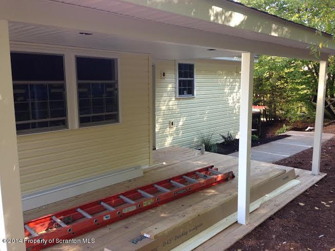 19 Sunset Road Moscow, PA 18444 - Photo 27 of 33 Gallery Image 27