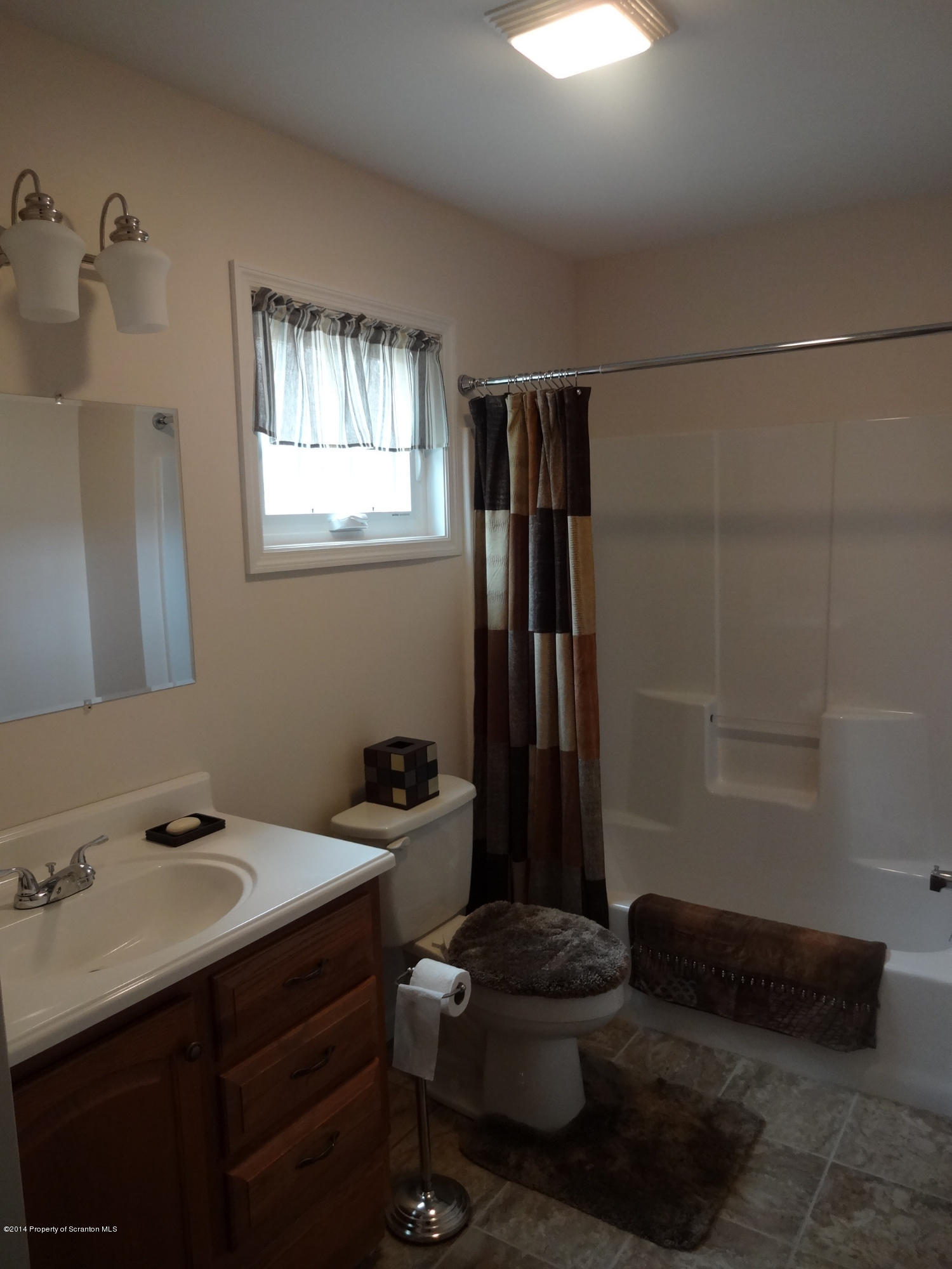 19 Sunset Road Moscow, PA 18444 - Photo 8 of 33 Gallery Image 8
