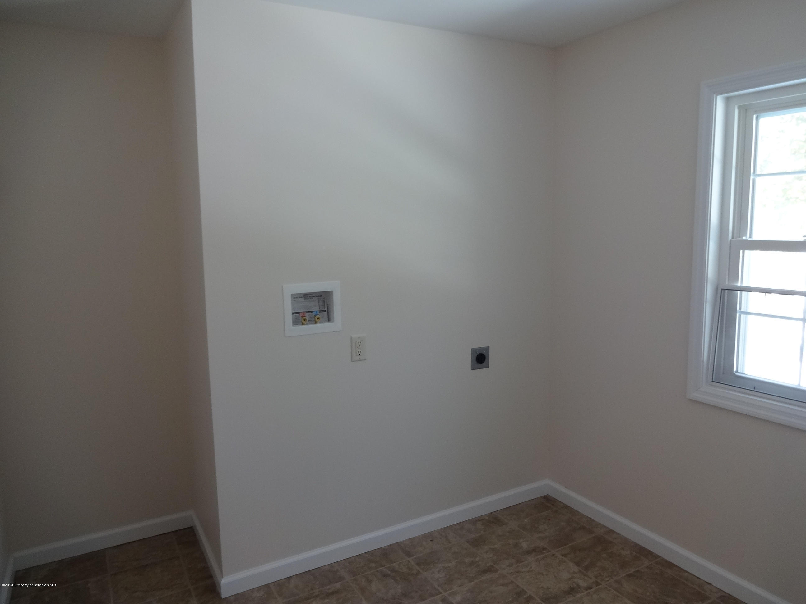 19 Sunset Road Moscow, PA 18444 - Photo 10 of 33 Gallery Image 10