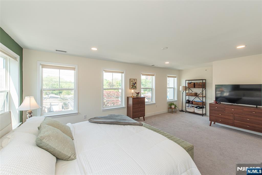 363 Main Street Little Falls, NJ 07424 - Photo 13 of 23