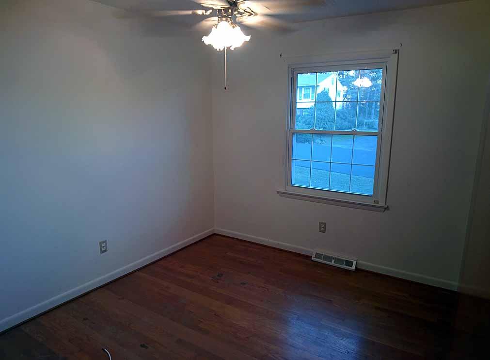 3743 Meadowlark Road Roanoke, VA 24018 - Photo 15 of 24 Bedford_va_real_estate_026