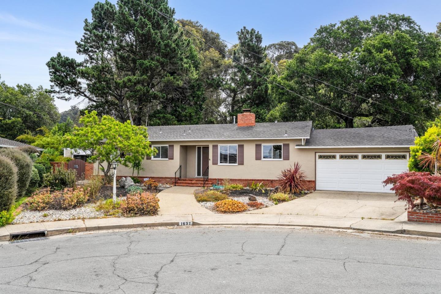 1637 Lake Chabot Road San Leandro, CA 94577 - Photo 2 of 46