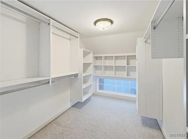 $825,000 | 9688 Carmelo Court, Clarence, NY 14032