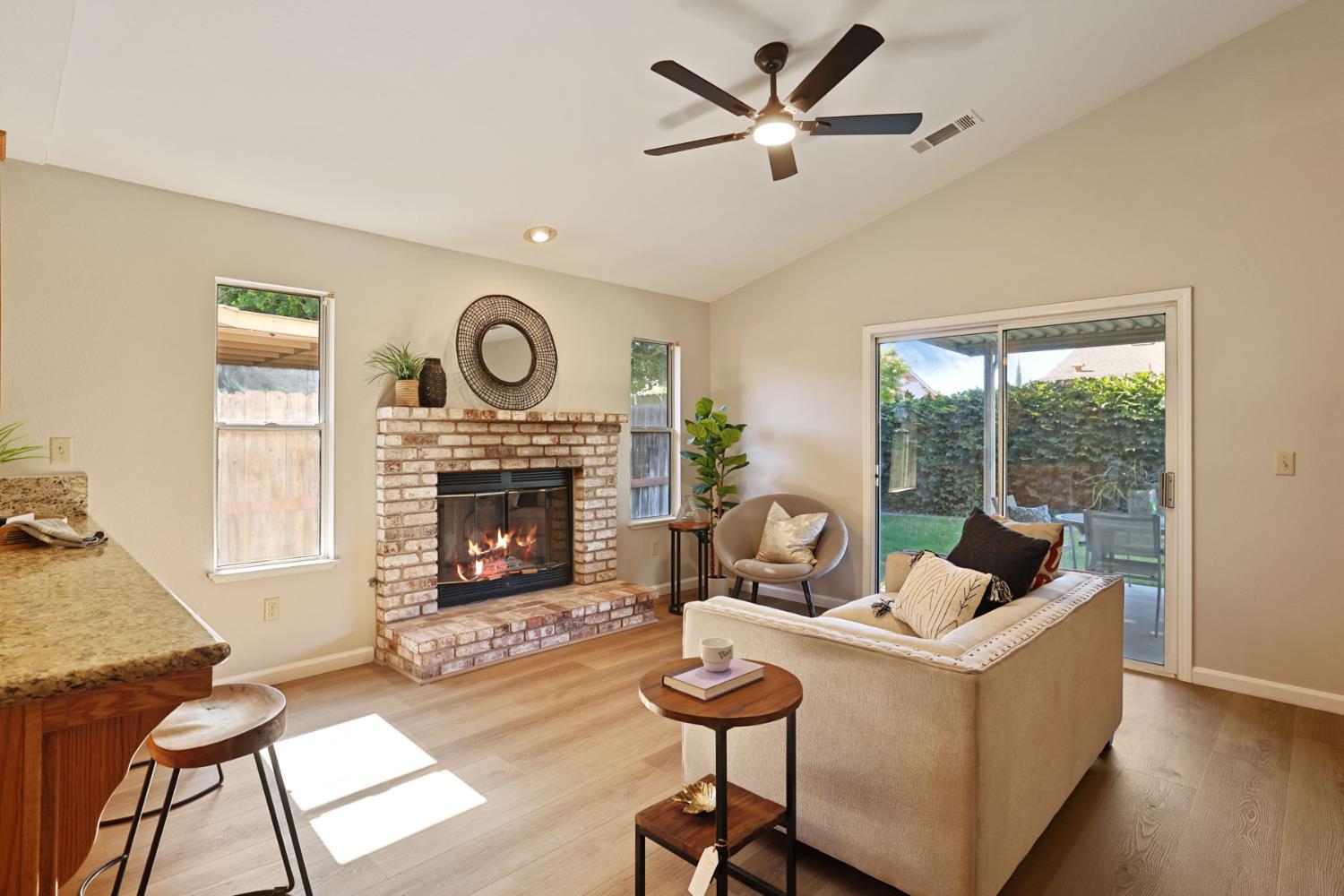 1548 Grange Way Ripon, CA 95366 - Photo 10 of 26