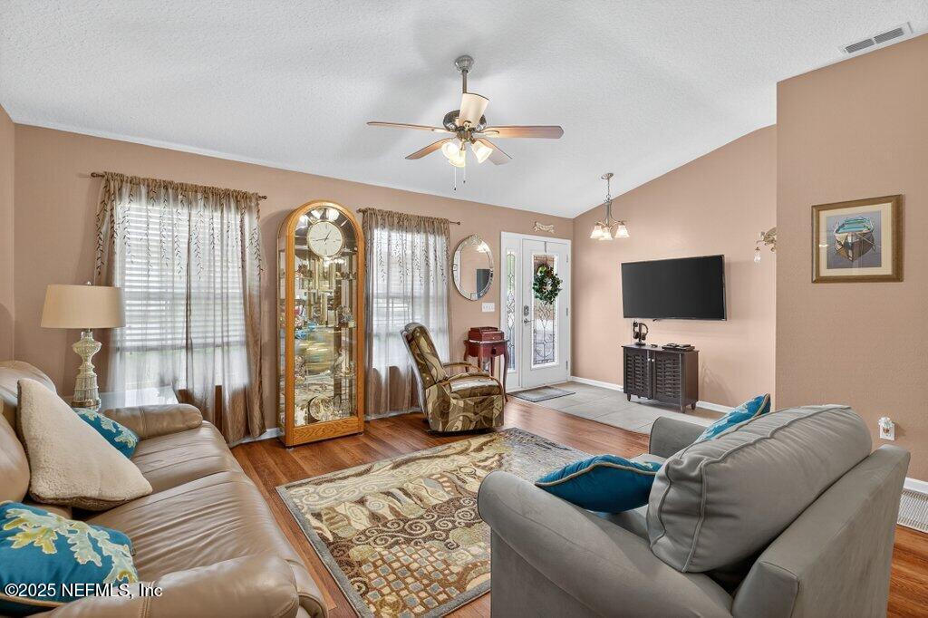 96060 Yellowtail Court Yulee, FL 32097 - Photo 11 of 55 Living Room