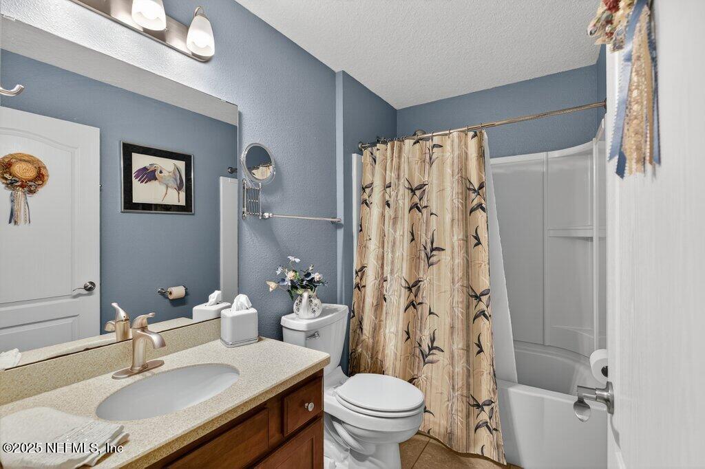 96060 Yellowtail Court Yulee, FL 32097 - Photo 39 of 55 Bathroom 2
