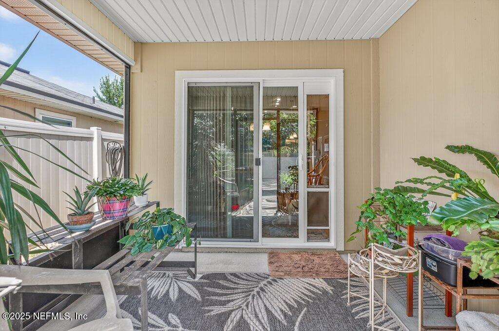 96060 Yellowtail Court Yulee, FL 32097 - Photo 41 of 55 Screened Patio