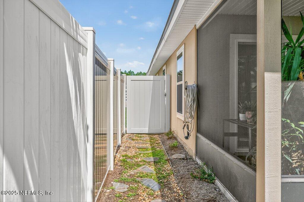 96060 Yellowtail Court Yulee, FL 32097 - Photo 42 of 55 Screened Patio