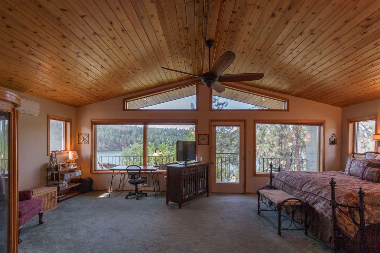 208 East Shore Road Nine Mile Falls, WA 99026 - Photo 11 of 20 Gallery Image 11