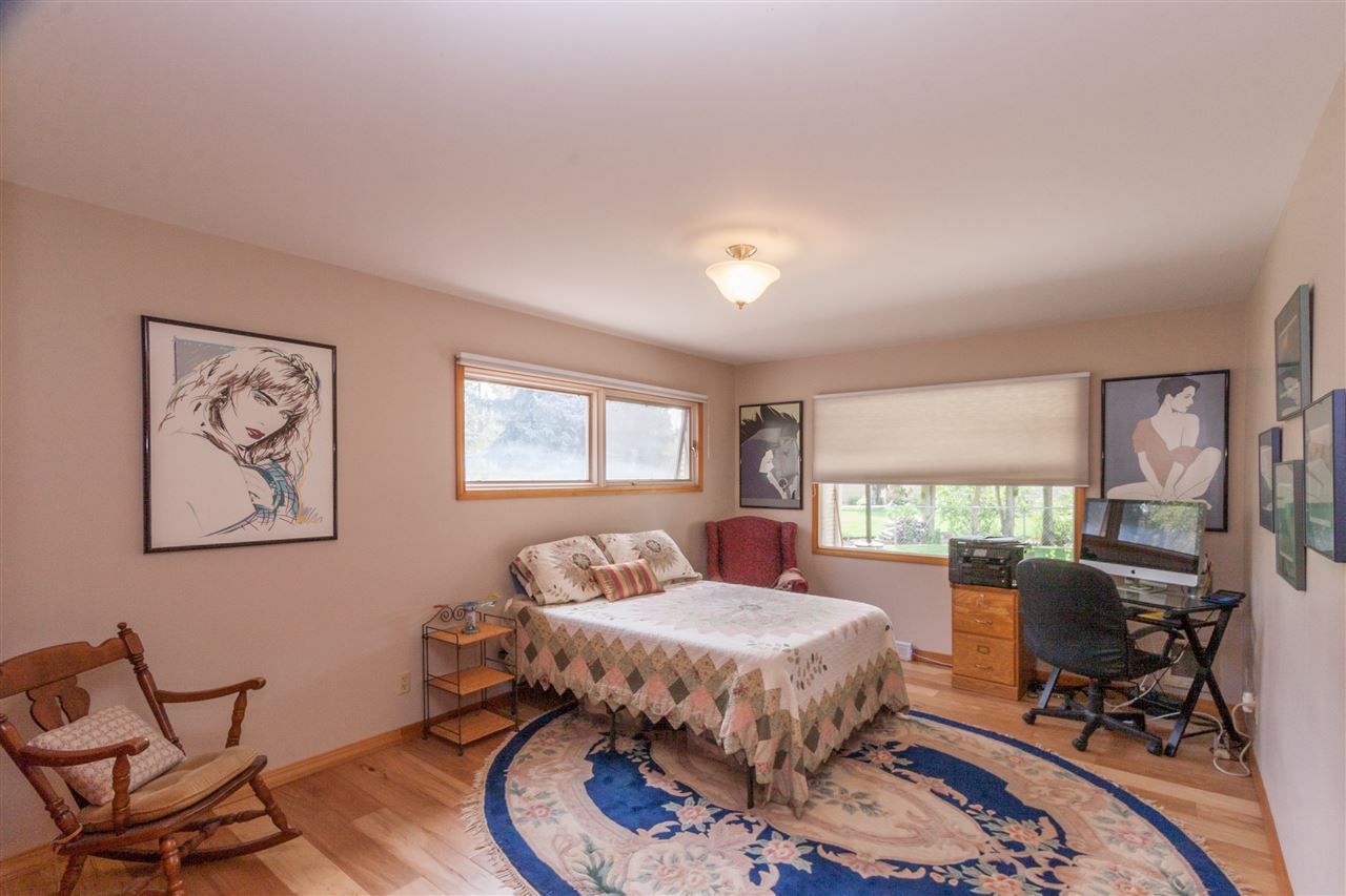 208 East Shore Road Nine Mile Falls, WA 99026 - Photo 8 of 20 Gallery Image 8