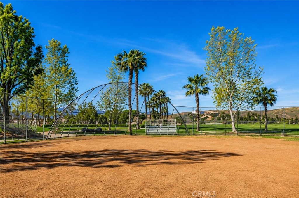 17081 Greentree Drive Riverside, CA 92503 - Photo 43 of 44