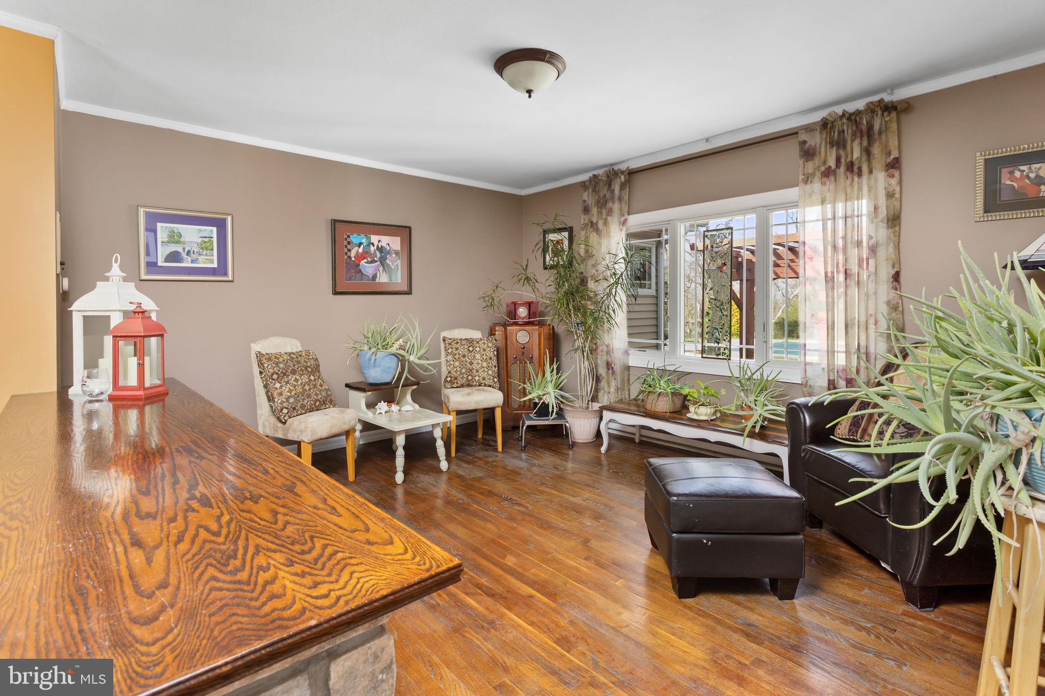 28 Wedge Drive Hamilton, NJ 08610 - Photo 12 of 55