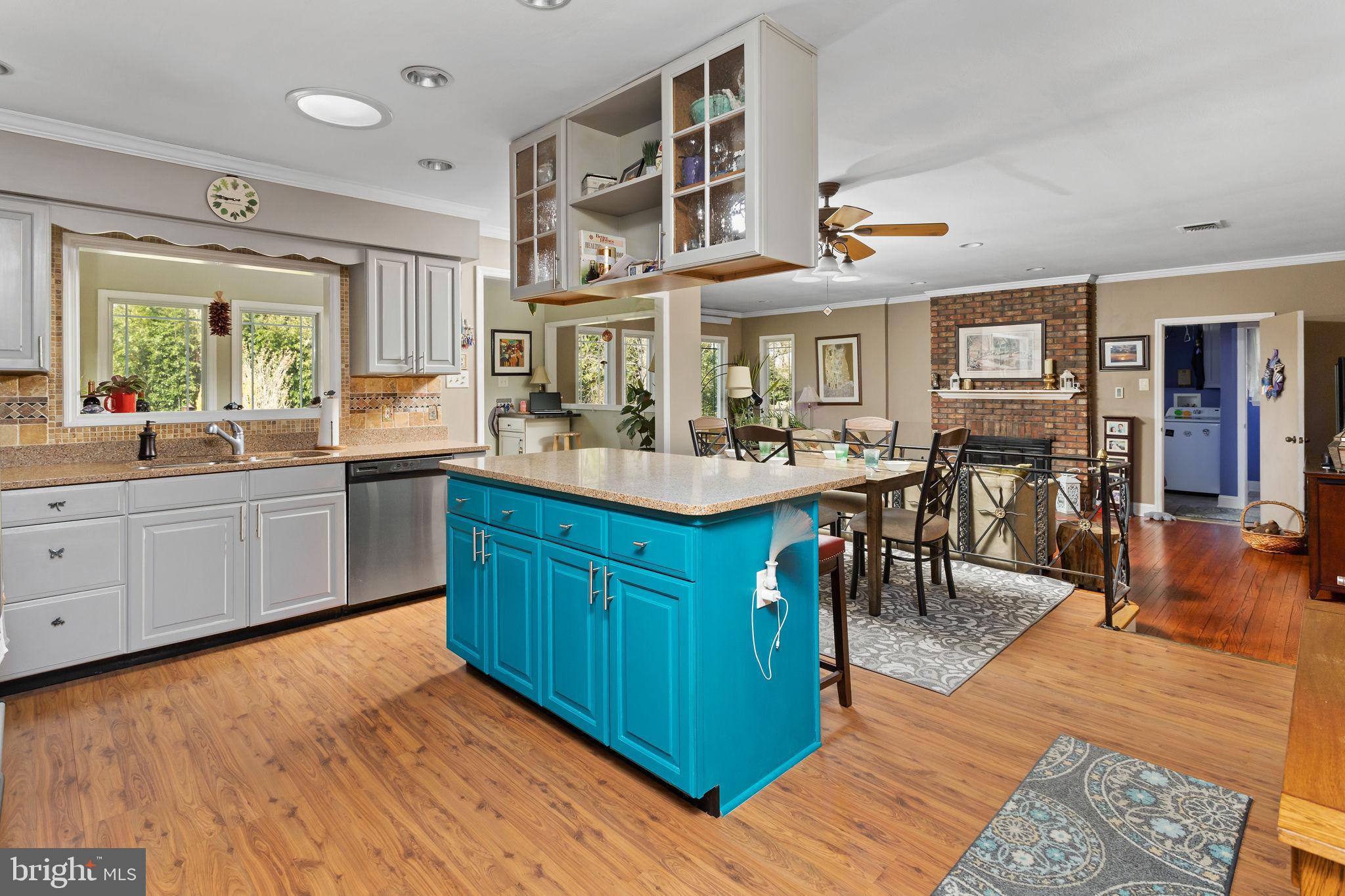 28 Wedge Drive Hamilton, NJ 08610 - Photo 20 of 55