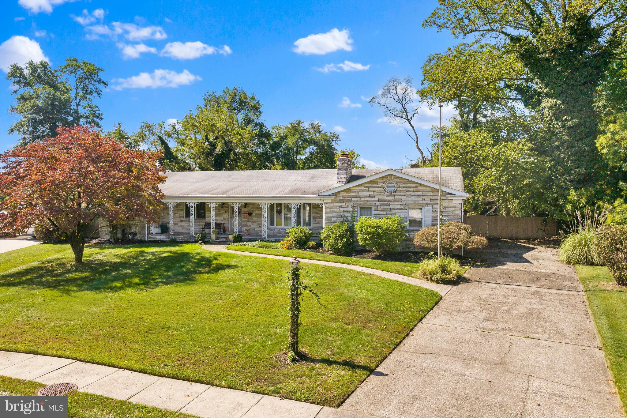28 Wedge Drive Hamilton, NJ 08610 - Photo 2 of 55