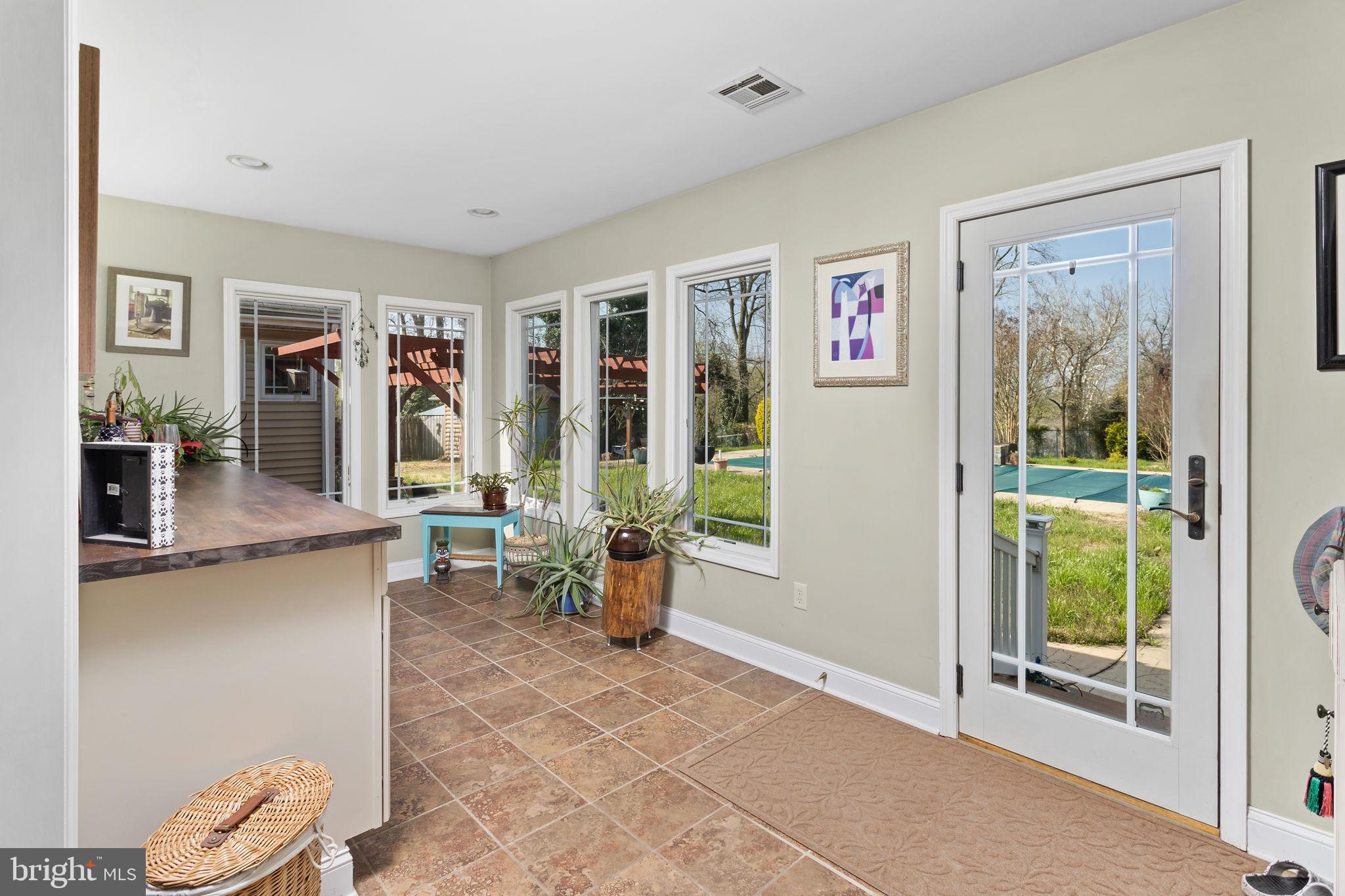 28 Wedge Drive Hamilton, NJ 08610 - Photo 24 of 55