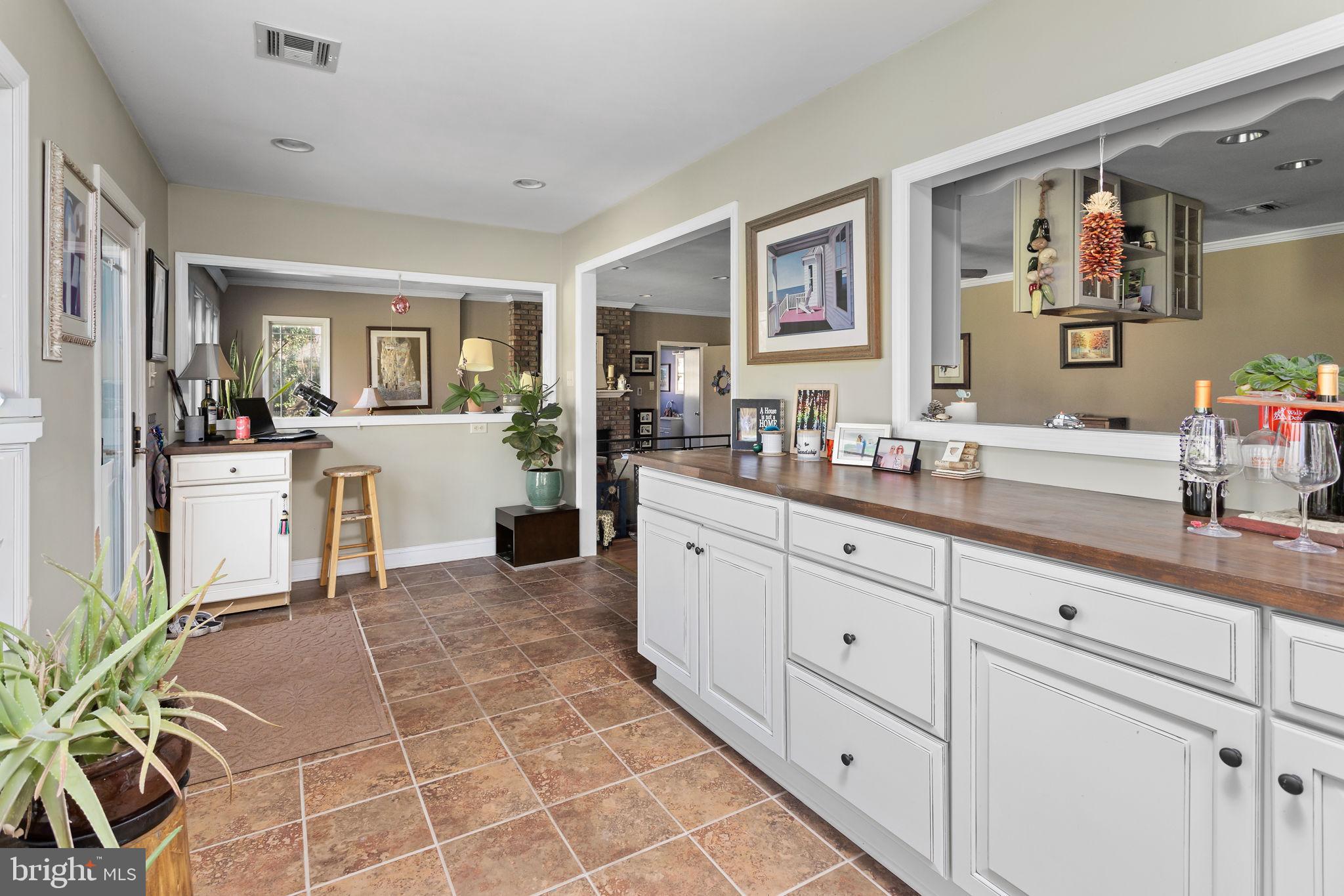 28 Wedge Drive Hamilton, NJ 08610 - Photo 25 of 55