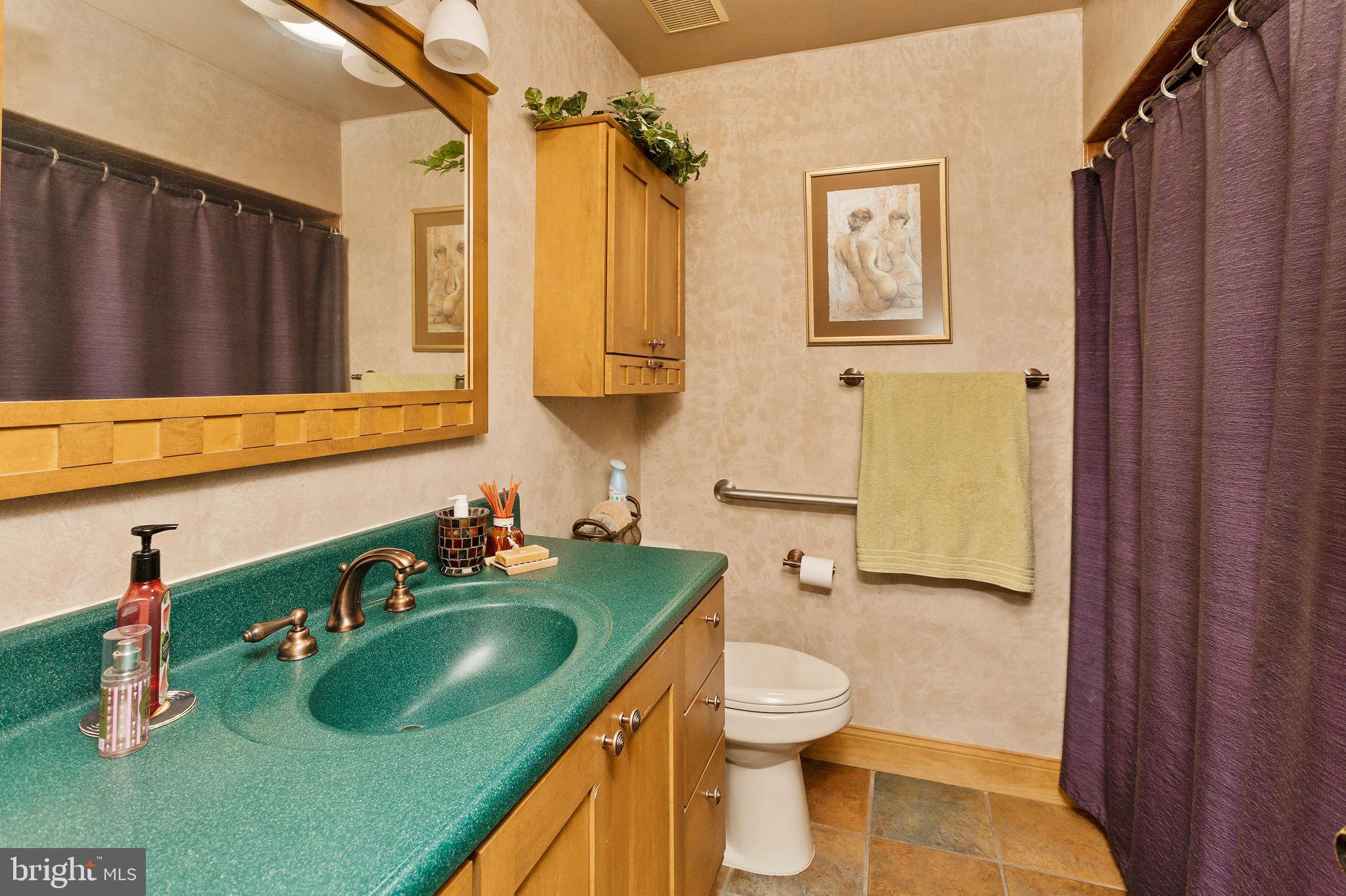 28 Wedge Drive Hamilton, NJ 08610 - Photo 36 of 55