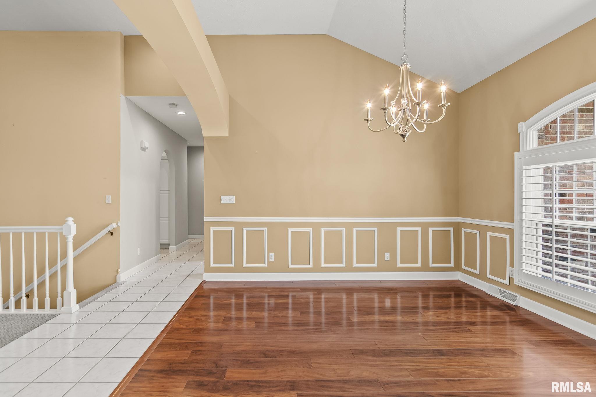 6600 Carlisle Bend Springfield, IL 62711 - Photo 8 of 47