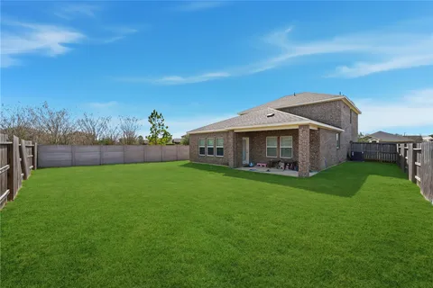 $405,000 | 2703 Fairfield Landing Lane, Pearland, TX 77089