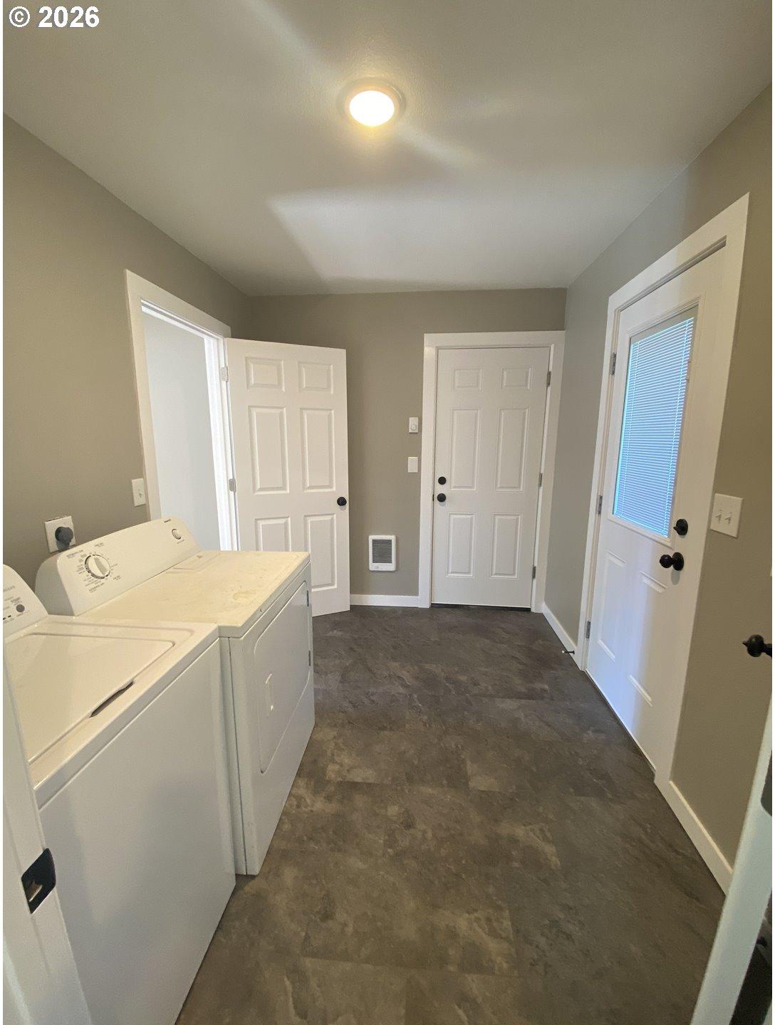 12344 Southeast Bush Street Portland, OR 97236 - Photo 22 of 28 Unit #4