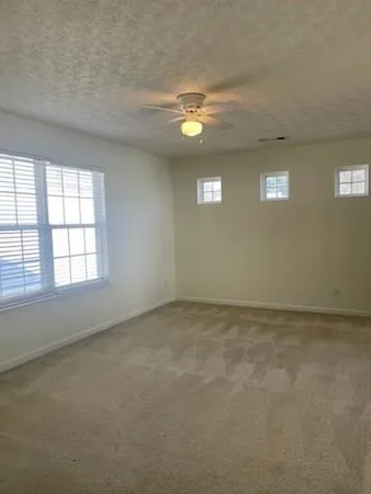 $2,095 | 264 Windcroft Circle Northwest, Acworth, GA 30101