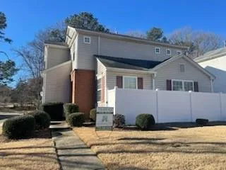 $2,095 | 264 Windcroft Circle Northwest, Acworth, GA 30101