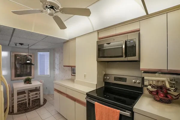 $665,000 | 176 Helios Drive, Unit 102, Jupiter, FL 33477