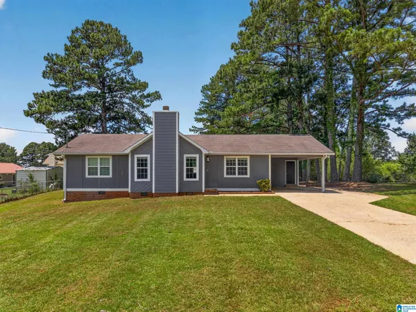 $205,000 | 1702 Savannah Drive, Weaver, AL 36277