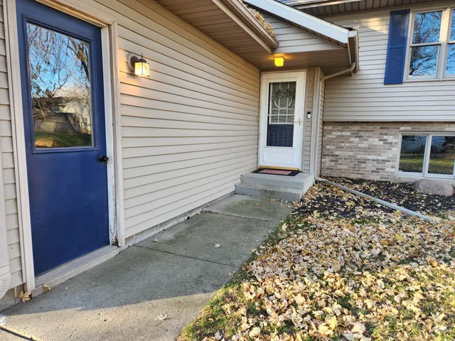 $295,000 | 208 Holly Lane, Janesville, MN 56048