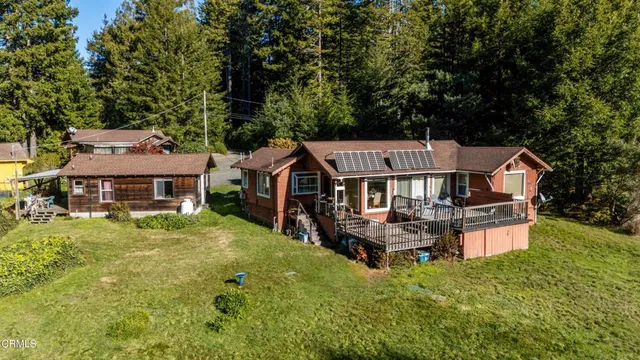 $1,150,000 | 10250 Nichols Lane, Mendocino, CA 95460