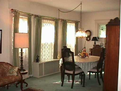 741 Spring Street Ann Arbor, MI 48103 - Photo 3 of 8 Photo 3