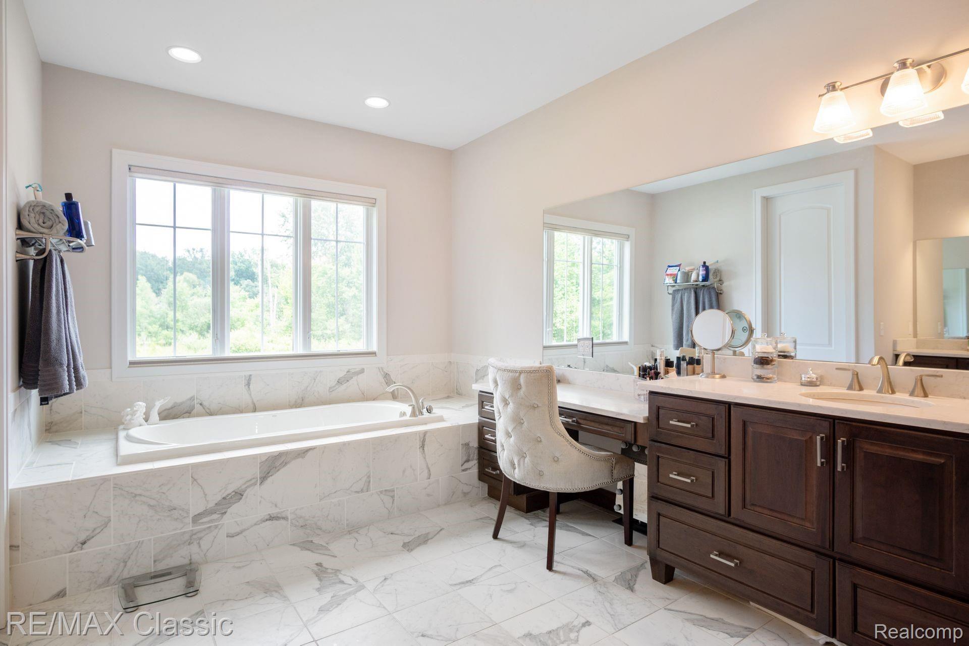 5440 North Latson Road Howell, MI 48855 - Photo 25 of 50 26.jpg