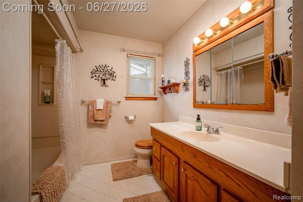 10086 North Lewis Road Clio, MI 48420 - Photo 17 of 33