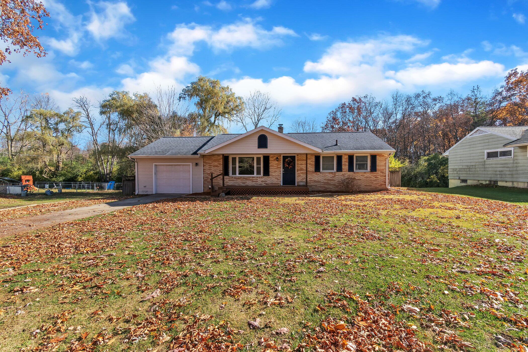 5071 Draper Road Jackson, MI 49201 - Photo 3 of 44 5071-Draper-Rd-WindowStill-Real-Estate-P