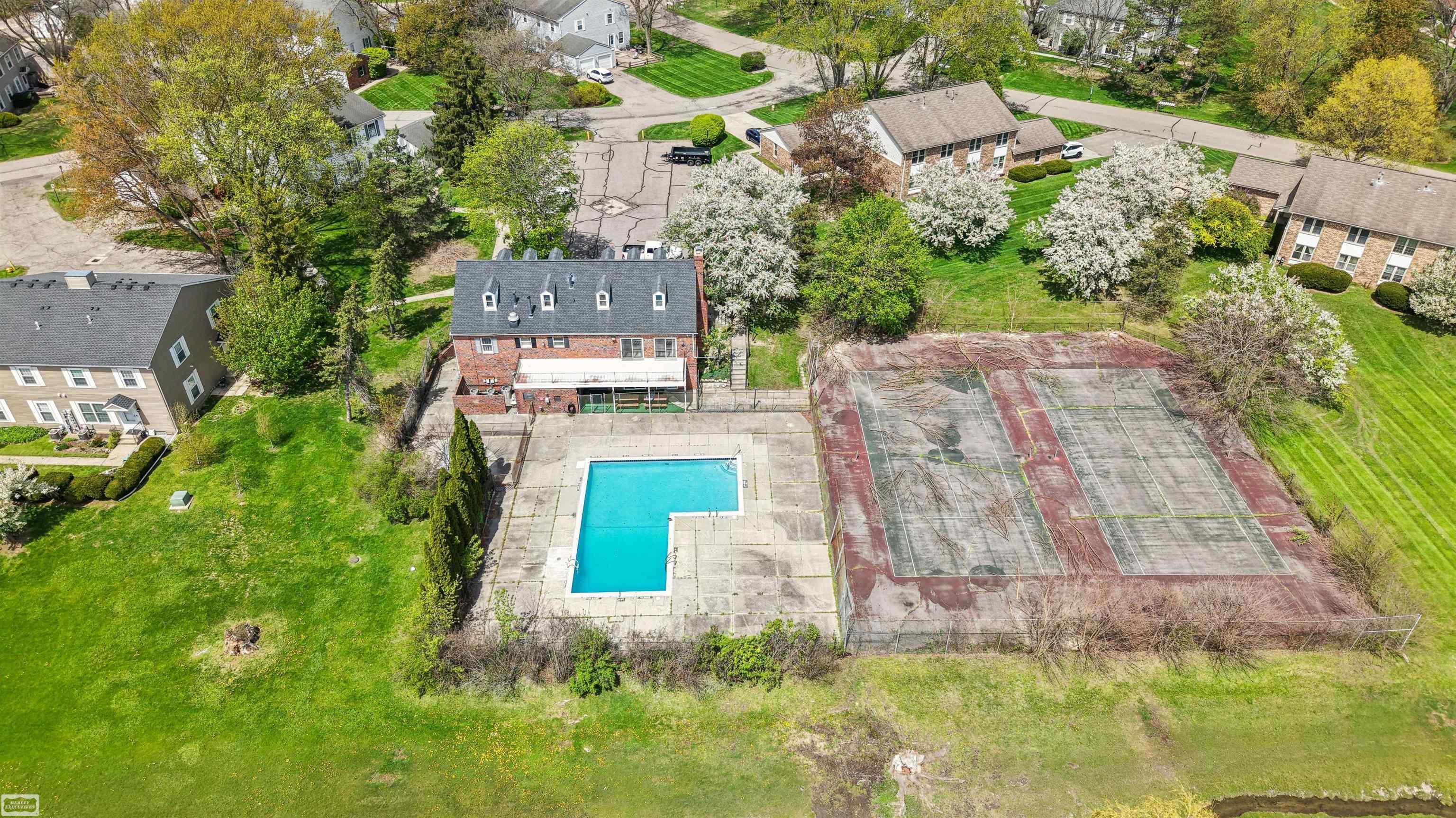 38723 Lighthouse Point Clinton Township, MI 48038 - Photo 31 of 35