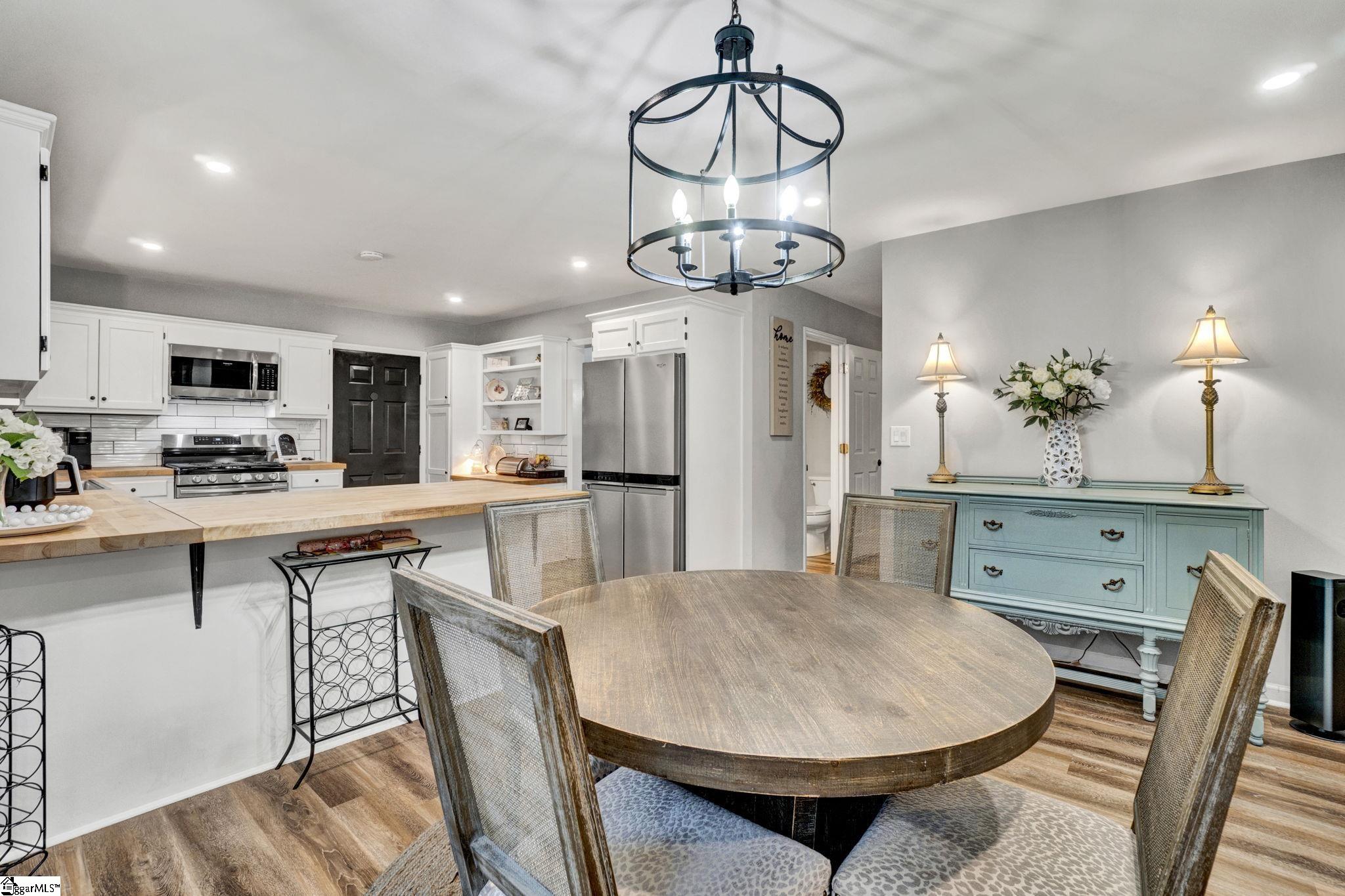 66 Cain Road Laurens, SC 29360 - Photo 10 of 50