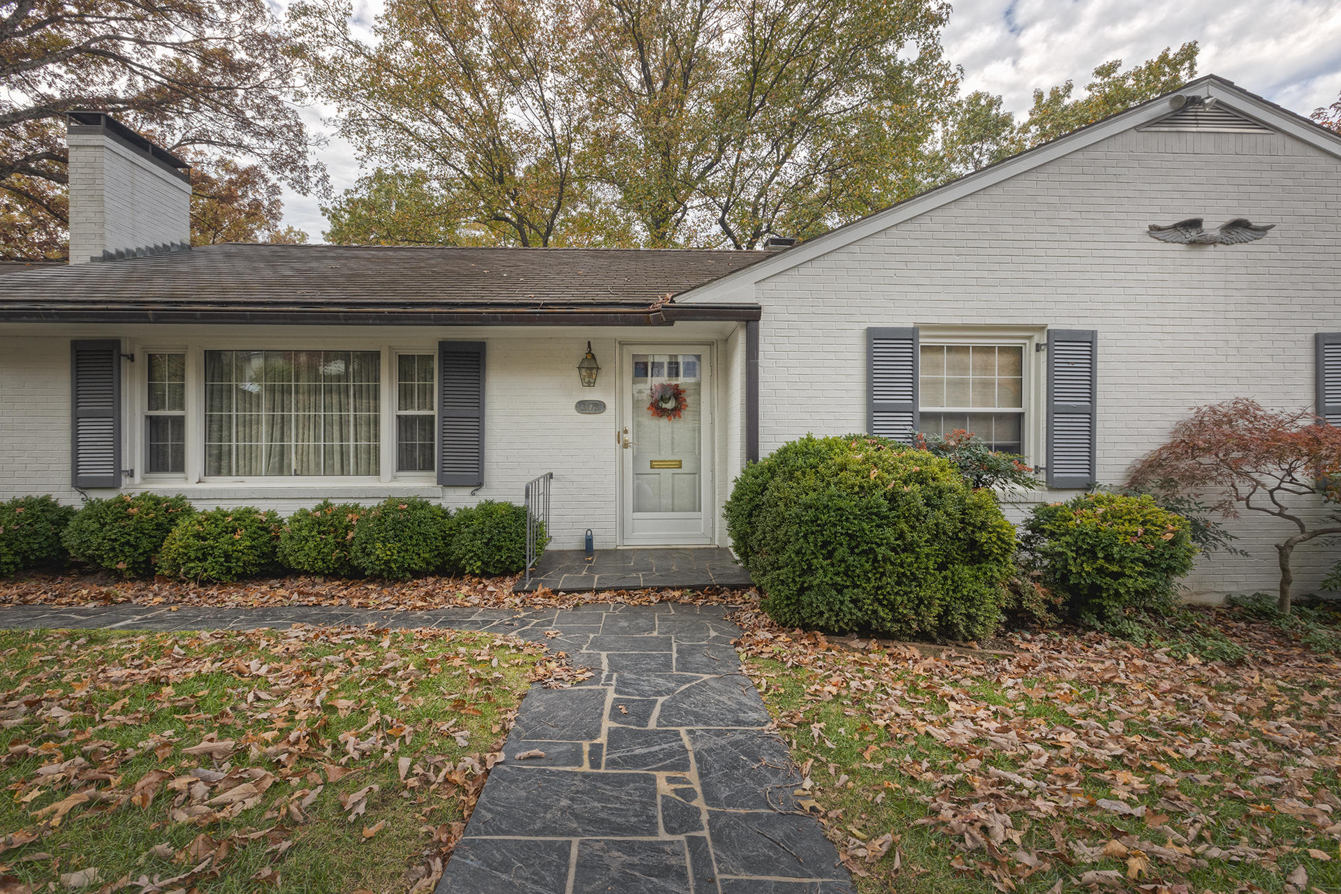 3173 Stoneridge Road Southwest Roanoke, VA 24014 - Photo 1 of 31 a view of a front of house with a yard